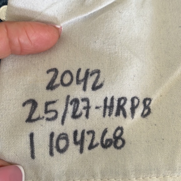 Re/done x Levi’s patchwork jeans! As seen on Gigi and Bella!! Size 25 high rise - Picture 14 of 16